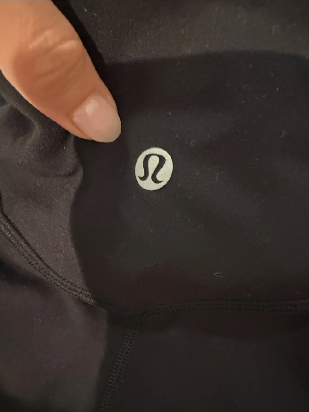 Lululemon black align joggers size 6 with pockets